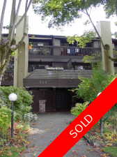 Uptown New West Apartment for sale: San Sebastian 2 bedroom 1,080 sq.ft. (Listed 2006-10-17)
